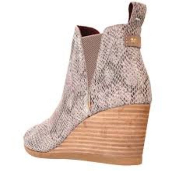 Toms Snakeskin Wedge 11 - Picture 3 of 5